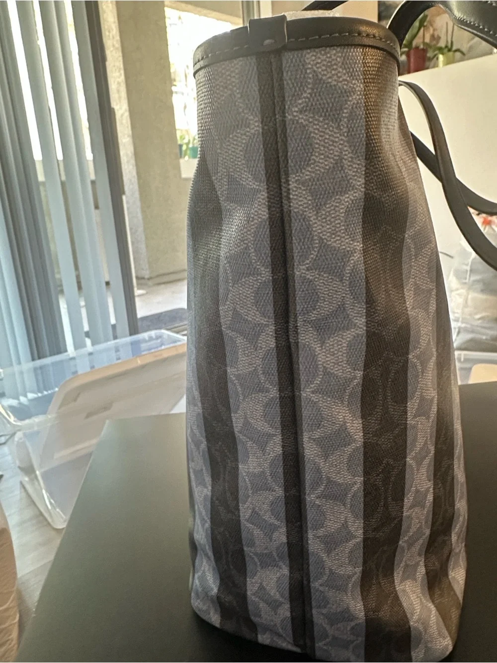 COACH SIGNATURE LARGE CITY TOTE DENIM WITH BLUE STRIPES PATTERN - Picture 5 of 9